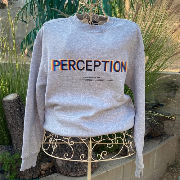 H&M Gray Crewneck Sweater - Picture 1 of 5